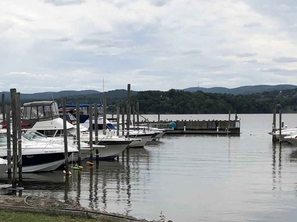 Cortlandt Yacht Club | restaurant | 238 Kings Ferry Rd, Montrose, NY 10548, USA | 9147393011 OR +1 914-739-3011