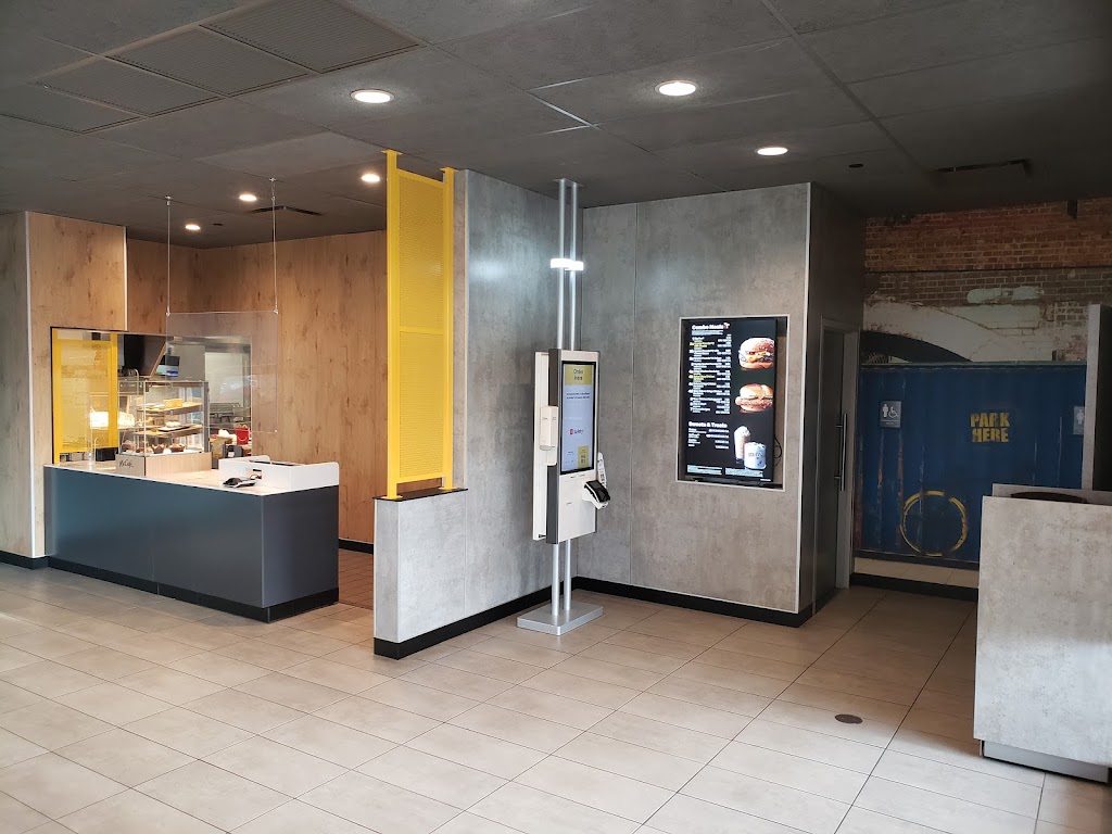McDonalds | cafe | 1245 Interquest Pkwy, Colorado Springs, CO 80921, USA | 7194247678 OR +1 719-424-7678