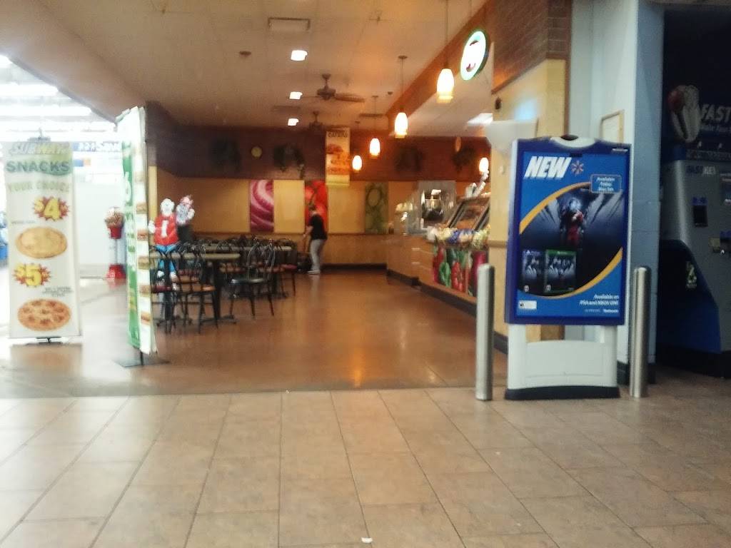 Subway | restaurant | 3902 W Riverside Blvd, Rockford, IL 61101, USA | 8159674006 OR +1 815-967-4006