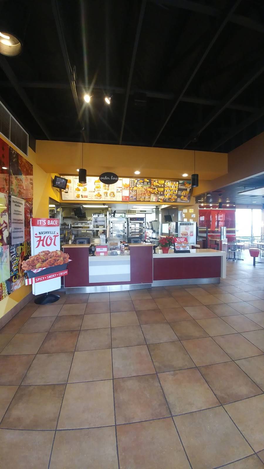 KFC | restaurant | 1105 E Robertson Blvd, Chowchilla, CA 93610, USA | 5596652123 OR +1 559-665-2123
