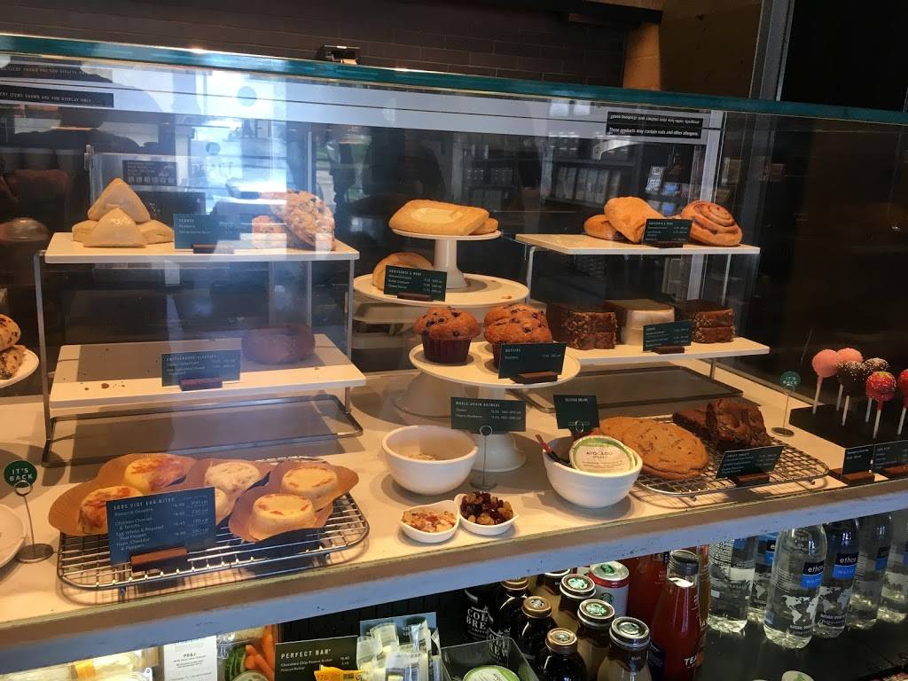 Starbucks | cafe | 10870 W Colonial Dr, Ocoee, FL 34761, USA | 4076562240 OR +1 407-656-2240