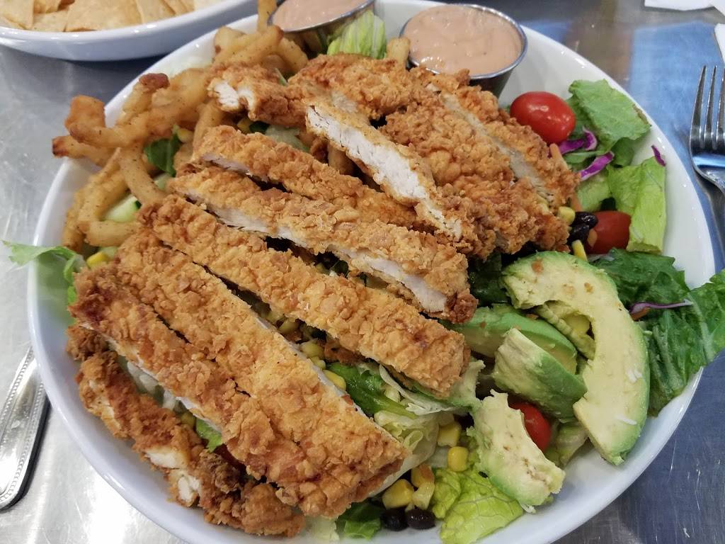 Bombshells | restaurant | 13732 East Fwy, Houston, TX 77015, USA | 8328316434 OR +1 832-831-6434