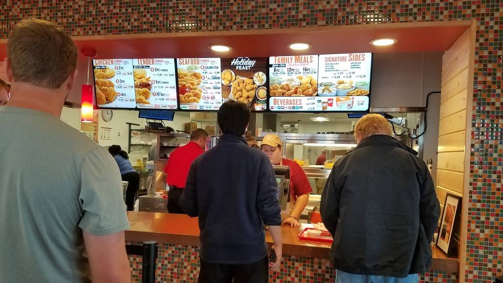 Popeyes Louisiana Kitchen | restaurant | 3700 Hyde Park Ave, Columbia, MO 65201, USA | 5732149202 OR +1 573-214-9202