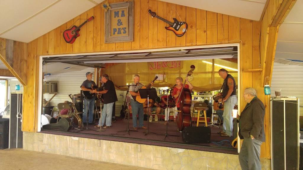 Ma & Pas Restaurant | restaurant | 18928 US-58 ALT, Castlewood, VA 24224, USA | 2767627533 OR +1 276-762-7533