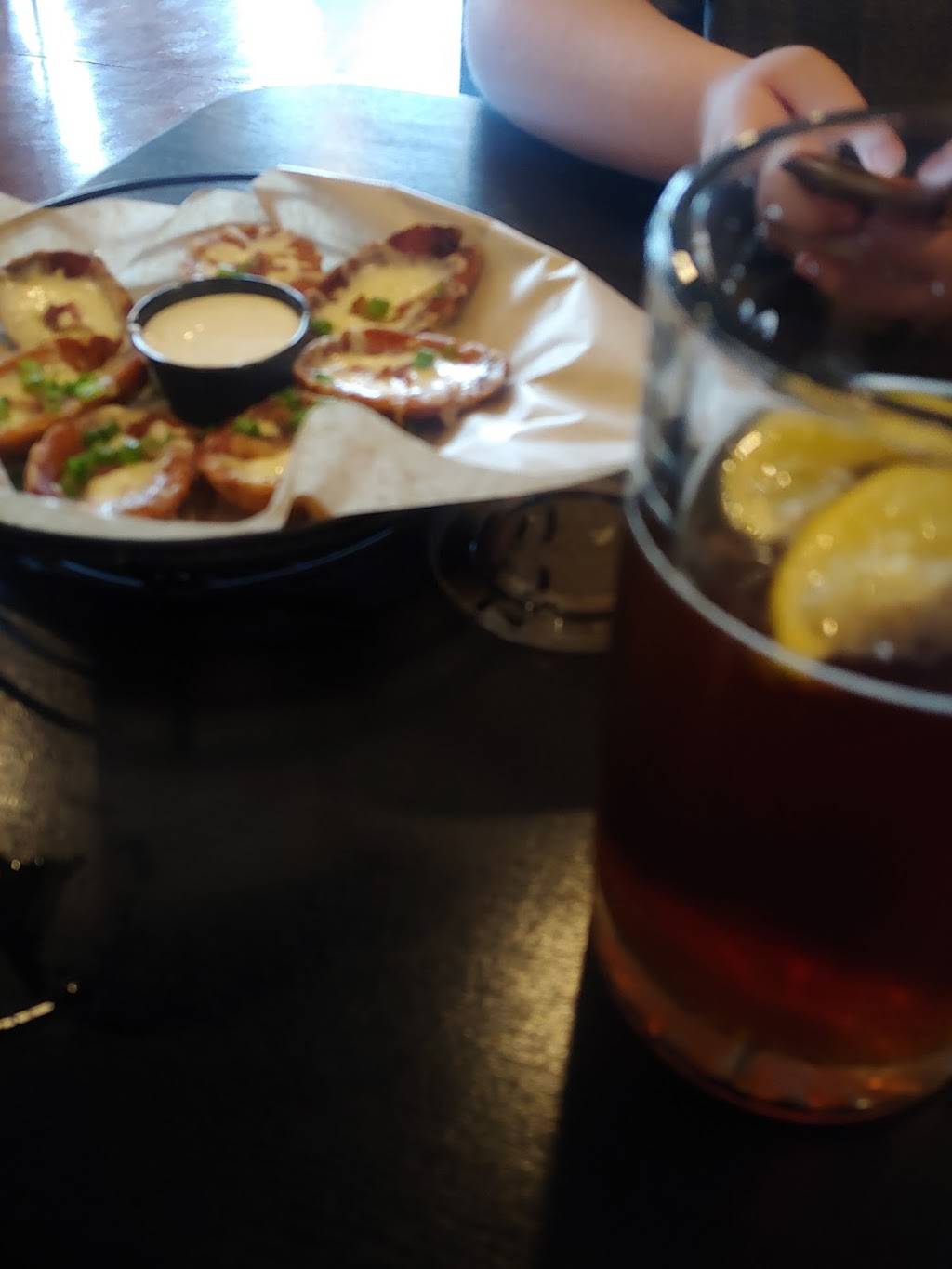 Jay Dee’z Sports Grill | restaurant | 2001 TX-71, La Grange, TX 78945, USA | 9792062066 OR +1 979-206-2066