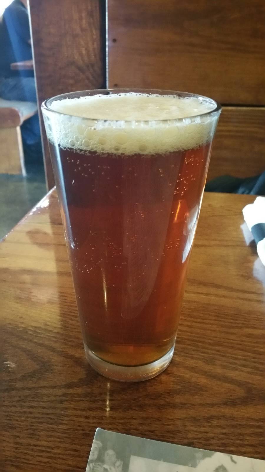 Bootleggers Grille | restaurant | 34550 Royalton Rd, Columbia Station, OH 44028, USA | 4407481029 OR +1 440-748-1029