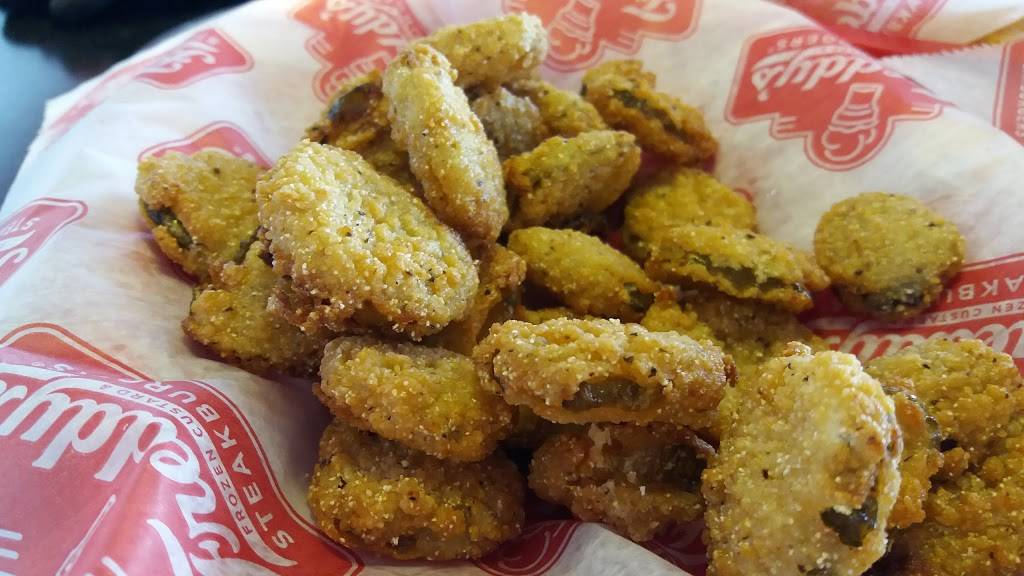 Freddys Frozen Custard & Steakburgers | restaurant | 3777 Plainfield Ave NE, Grand Rapids, MI 49525, USA | 6163332518 OR +1 616-333-2518