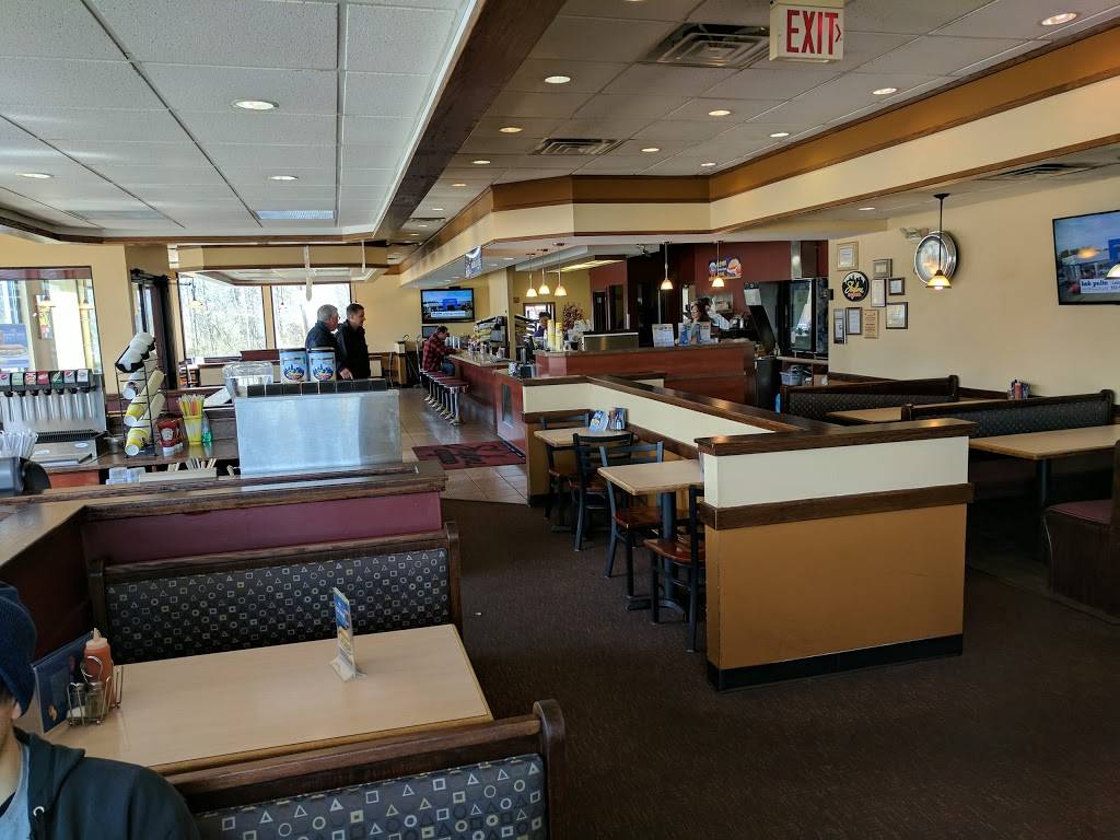 Skyline Chili | restaurant | 1180 Kemper Meadow Dr, Cincinnati, OH 45240, USA | 5138513929 OR +1 513-851-3929