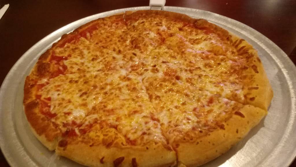 Roma Pizza | restaurant | 105 Northside Plaza, Elkton, MD 21921, USA | 4103920004 OR +1 410-392-0004