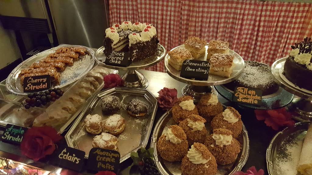 Gasthaus German Restaurant | restaurant | 4812 Brownsboro Center, Louisville, KY 40207, USA | 5028997177 OR +1 502-899-7177