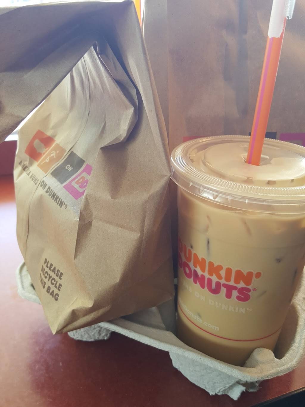 Dunkin | bakery | 2609 N Dixie Hwy Bay #5, Wilton Manors, FL 33305, USA | 9545614171 OR +1 954-561-4171