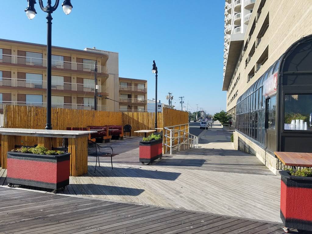 Celebrity Corner | restaurant | 3109 Boardwalk, Atlantic City, NJ 08401, USA | 6093456633 OR +1 609-345-6633