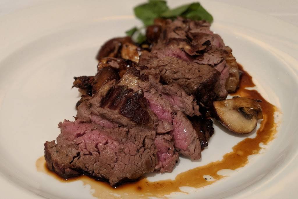 The Capital Grille | restaurant | 201 N Tryon St, Charlotte, NC 28202, USA | 7043481400 OR +1 704-348-1400