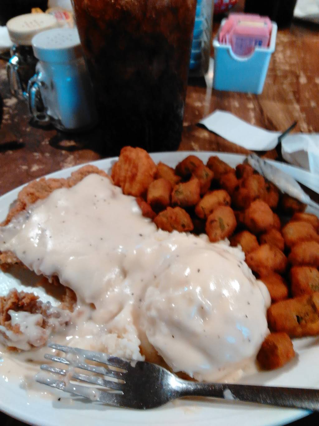 Trails Inn Restaurant | restaurant | 3007 US-82, Gainesville, TX 76240, USA | 9406688325 OR +1 940-668-8325