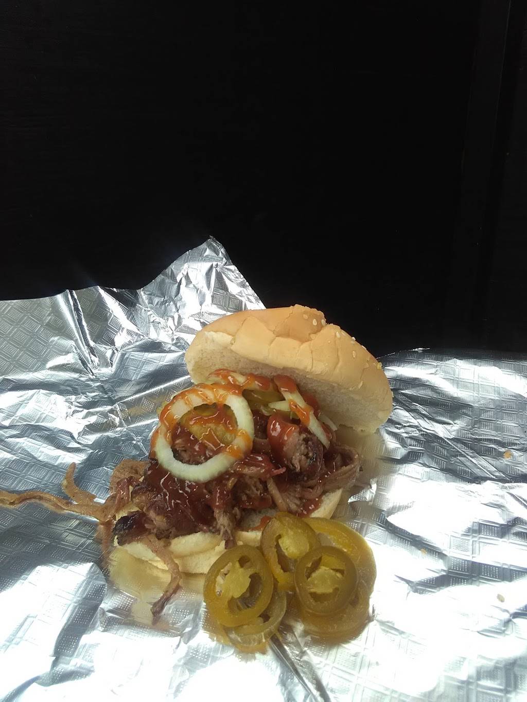 MADMAX BBQ Mobile Food Truck | restaurant | 3723 b W Orem Dr, Houston, TX 77045, USA | 2816161664 OR +1 281-616-1664