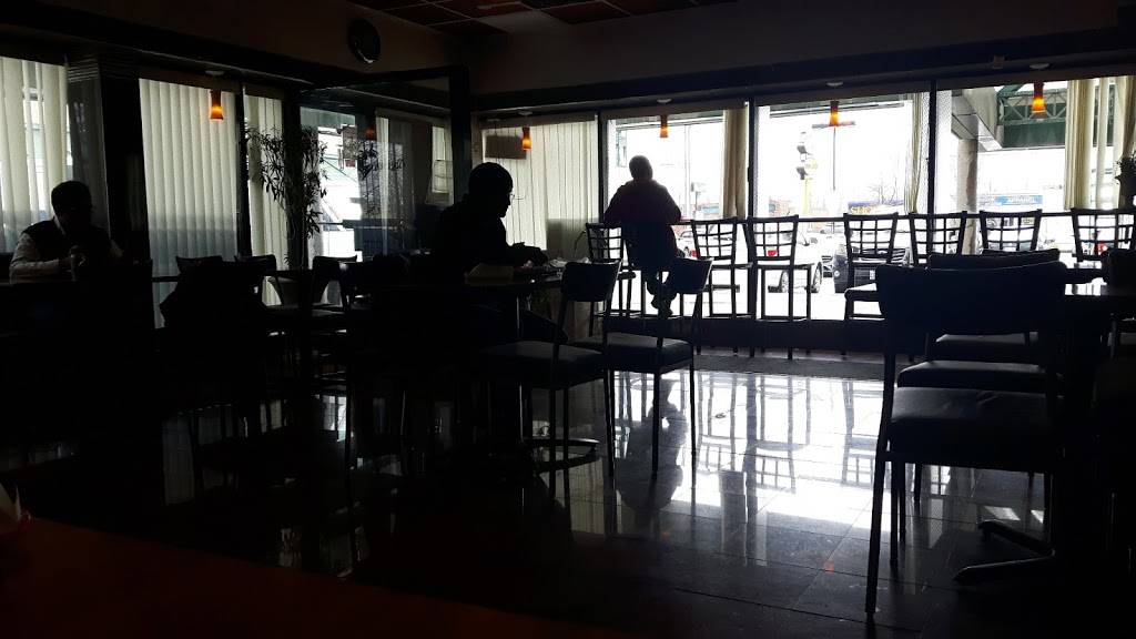 Falafel Express Restaurant | restaurant | 1300 Finch Ave W, North York, ON M3J 3K2, Canada | 6478389931 OR +1 647-838-9931