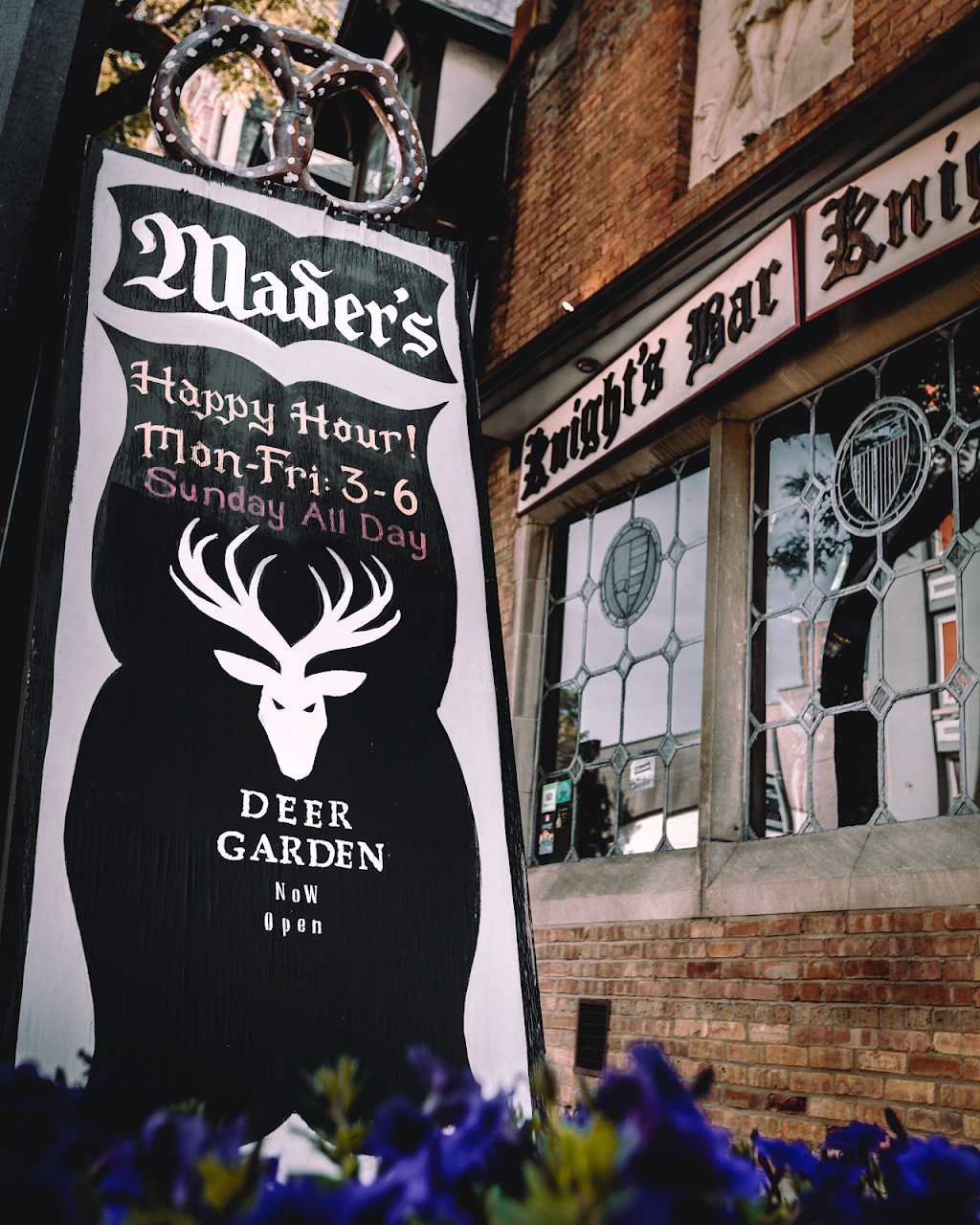 Maders Restaurant | restaurant | 1041 N Old World 3rd St, Milwaukee, WI 53203, USA | 4142713377 OR +1 414-271-3377