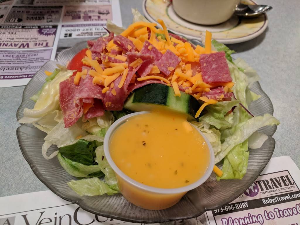Wayne Hills diner | restaurant | 1465 Hamburg Turnpike, Wayne, NJ 07470, USA | 9736281824 OR +1 973-628-1824