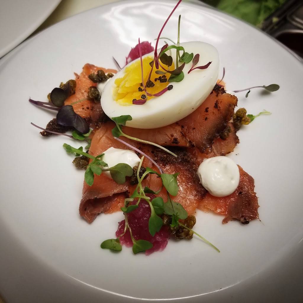 Square Bistro | restaurant | 205 Main St, Chardon, OH 44024, USA | 4402790101 OR +1 440-279-0101