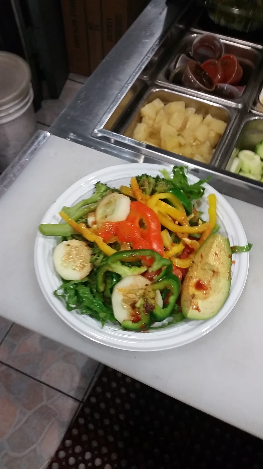 Fuel Grill & Juice Bar | restaurant | 683 9th Ave, New York, NY 10036, USA | 2125860260 OR +1 212-586-0260