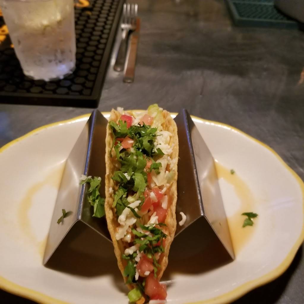 Carlitos Mexican Bar & Grill | restaurant | 119 Martin Luther King Jr Blvd, Savannah, GA 31401, USA | 9122322525 OR +1 912-232-2525