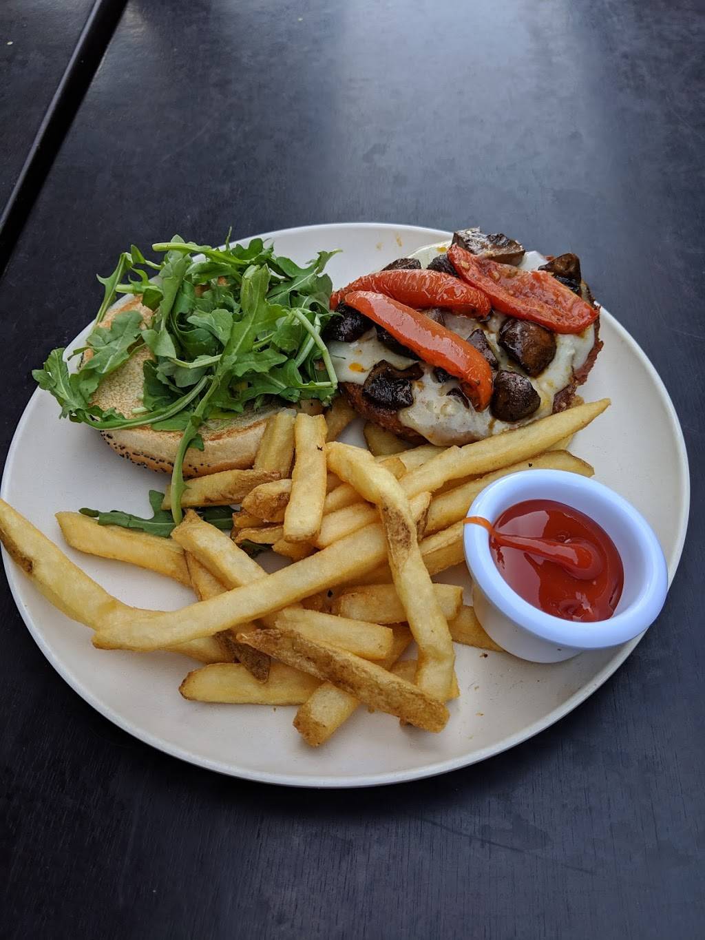 Veggie Grill | restaurant | 720 S Allied Way, El Segundo, CA 90245, USA | 3105350025 OR +1 310-535-0025