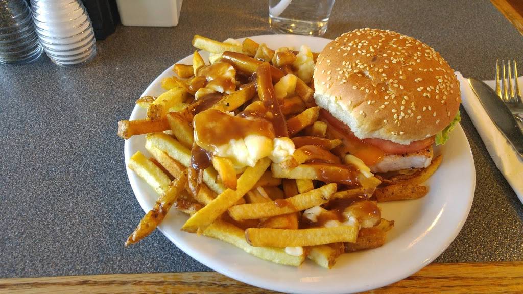 Debbs Place | restaurant | 352 Huronia Rd, Barrie, ON L4N 8Y9, Canada | 7057271361 OR +1 705-727-1361