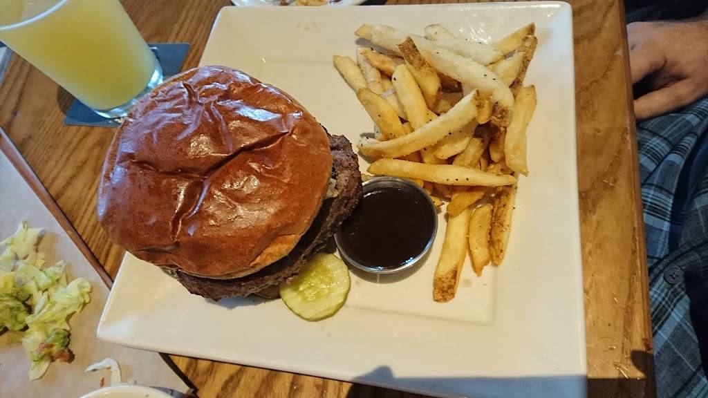 Rock Bottom Restaurant & Brewery | restaurant | 3316 Cinema Point, Colorado Springs, CO 80922, USA | 7195503586 OR +1 719-550-3586