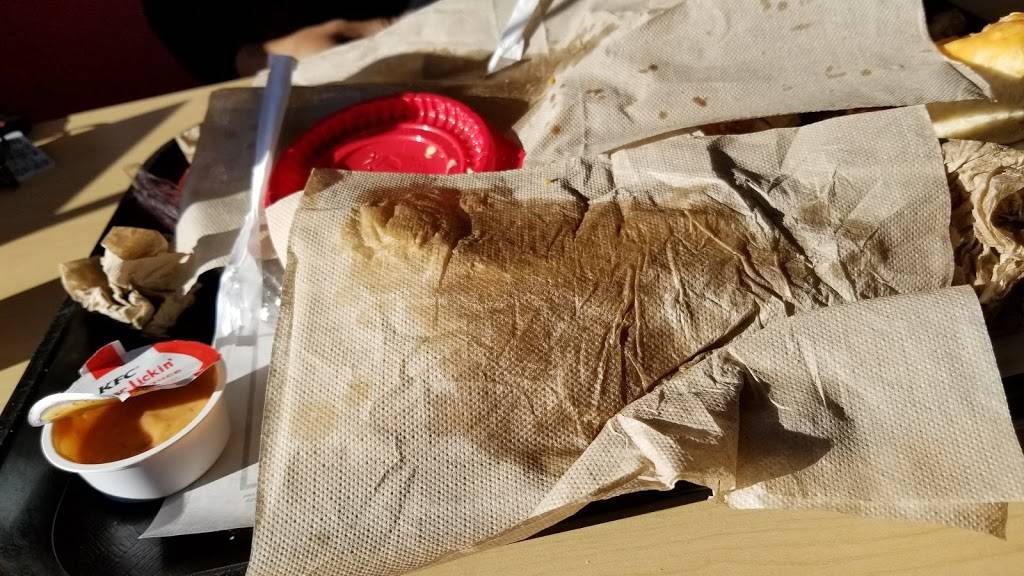 KFC | restaurant | 1998 Stantonsburg Rd, Greenville, NC 27834, USA | 2527525377 OR +1 252-752-5377