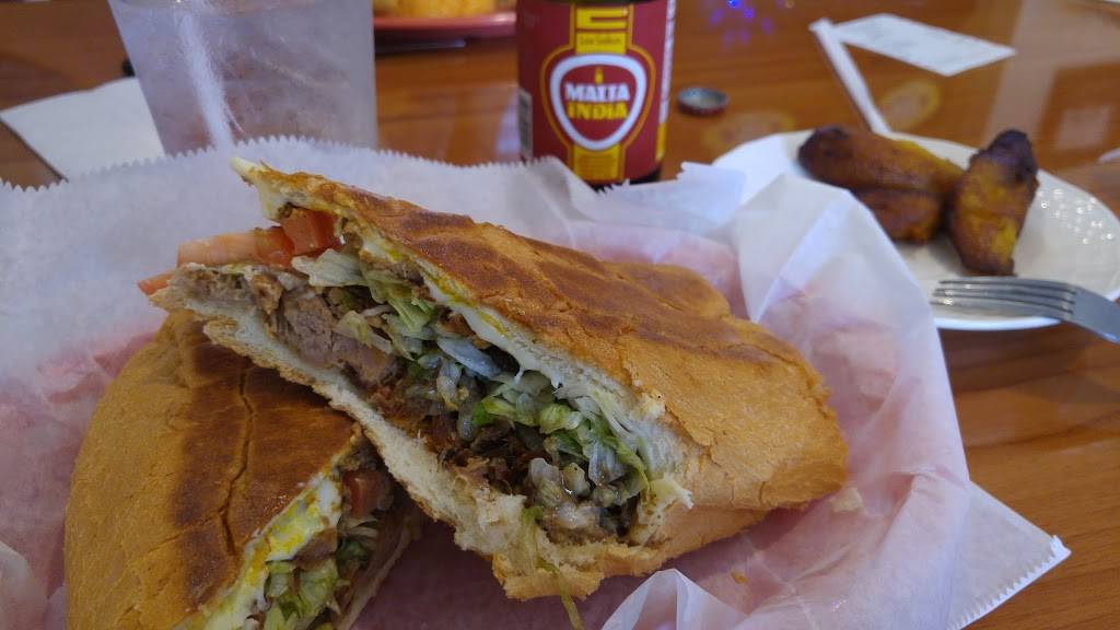 Mamis La Cubana | restaurant | 579 N Central Ave, Atlanta, GA 30354, USA | 6789745487 OR +1 678-974-5487