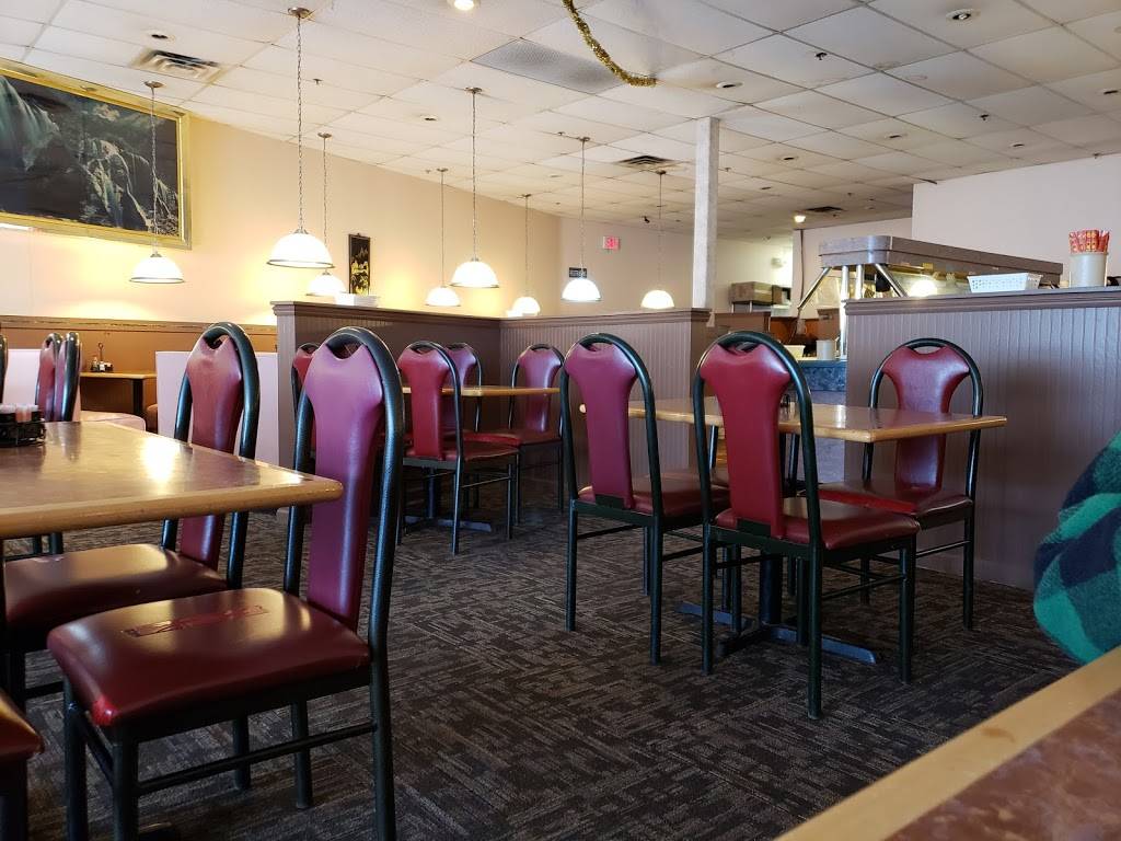 Zins Buffet | restaurant | 861 E North St, Kendallville, IN 46755, USA | 2603478808 OR +1 260-347-8808