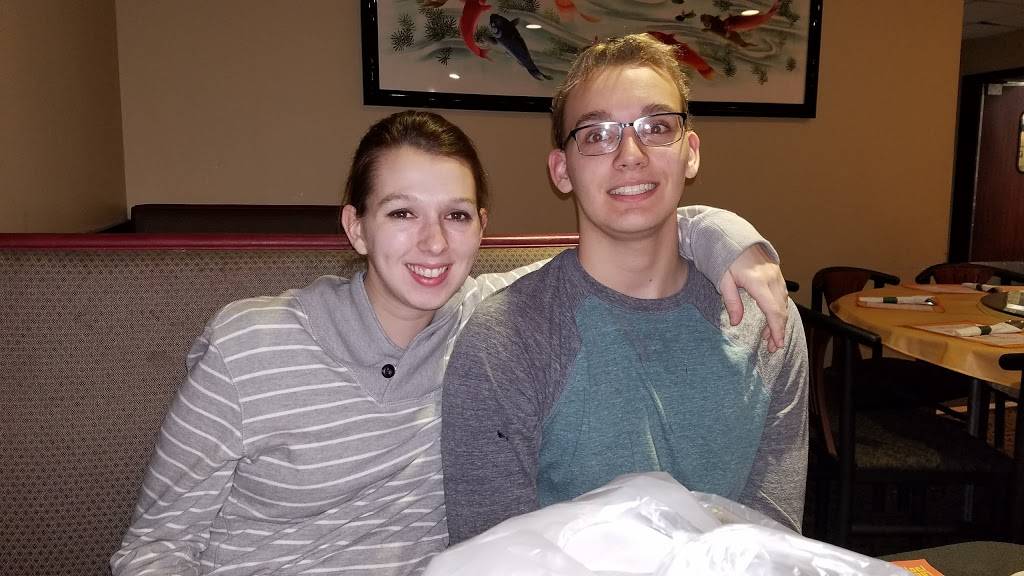 Pizza Hut | restaurant | 5867 Mayfield Rd, Mayfield Heights, OH 44124, USA | 4404615220 OR +1 440-461-5220