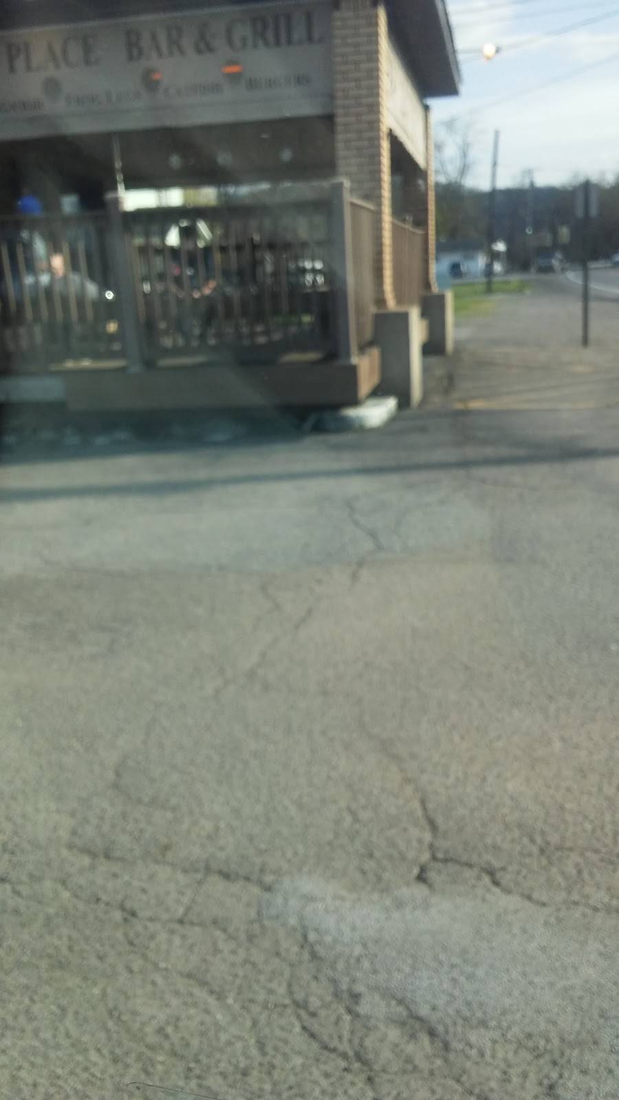 Hanks Place Bar & Grill | restaurant | 378 OH-7, Powhatan Point, OH 43942, USA | 7407954122 OR +1 740-795-4122