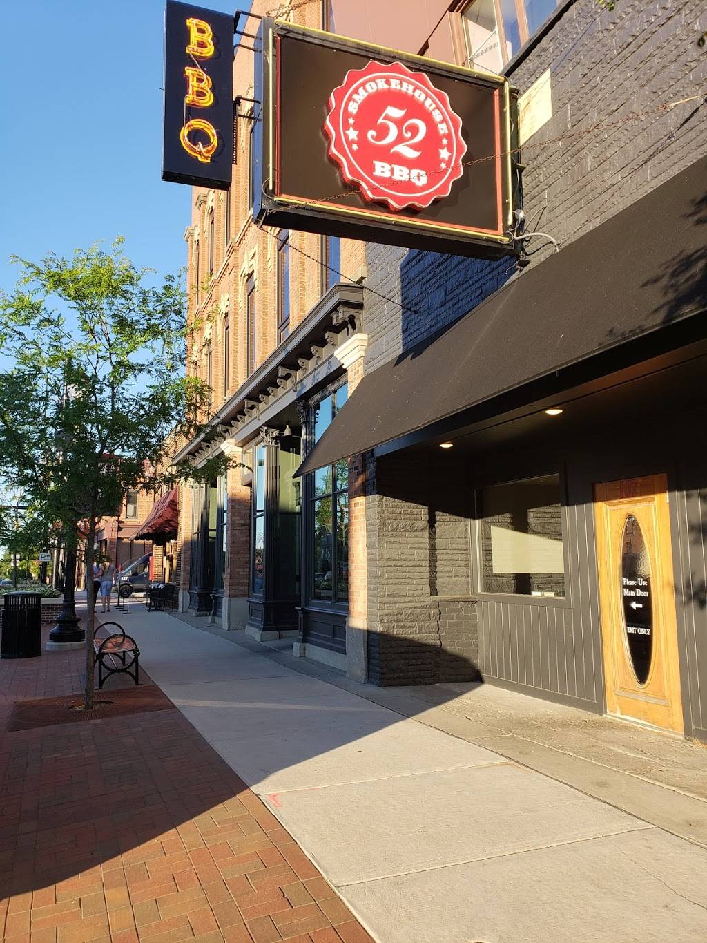 Smokehouse 52 BBQ - Saline | restaurant | 105 W Michigan Ave, Saline, MI 48176, USA | 7343167913 OR +1 734-316-7913