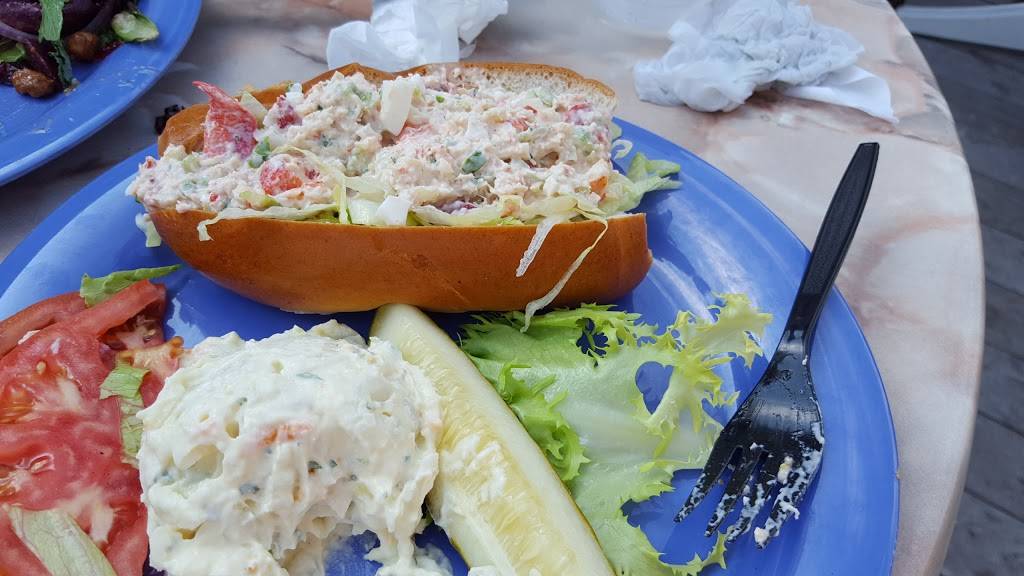 Crabby Jacks | restaurant | 2 Broadway, Somers Point, NJ 08244, USA | 6099277377 OR +1 609-927-7377