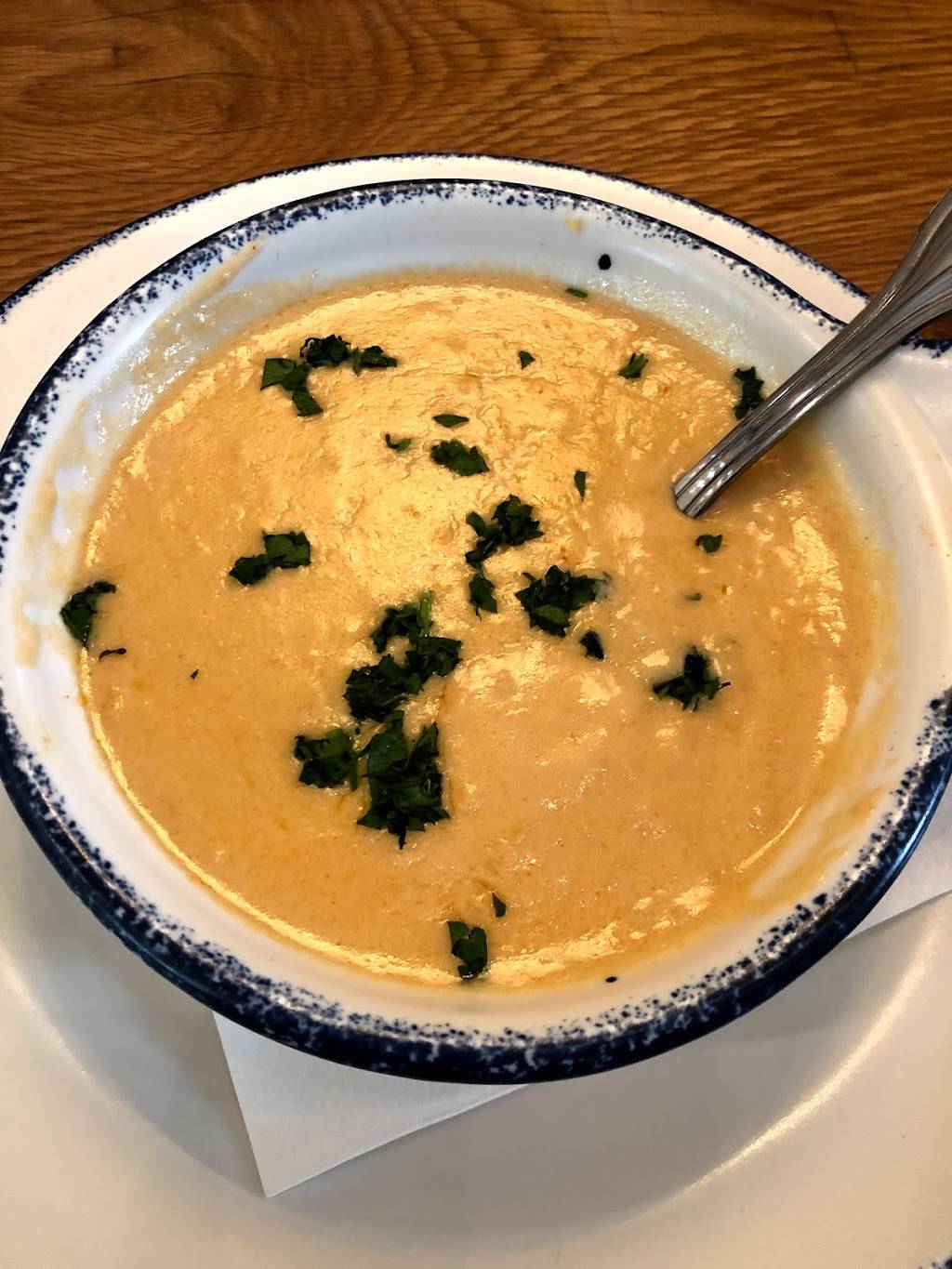 Lindeys Lake House Flats | restaurant | 1146 Old River Rd, Cleveland, OH 44113, USA | 2167270158 OR +1 216-727-0158