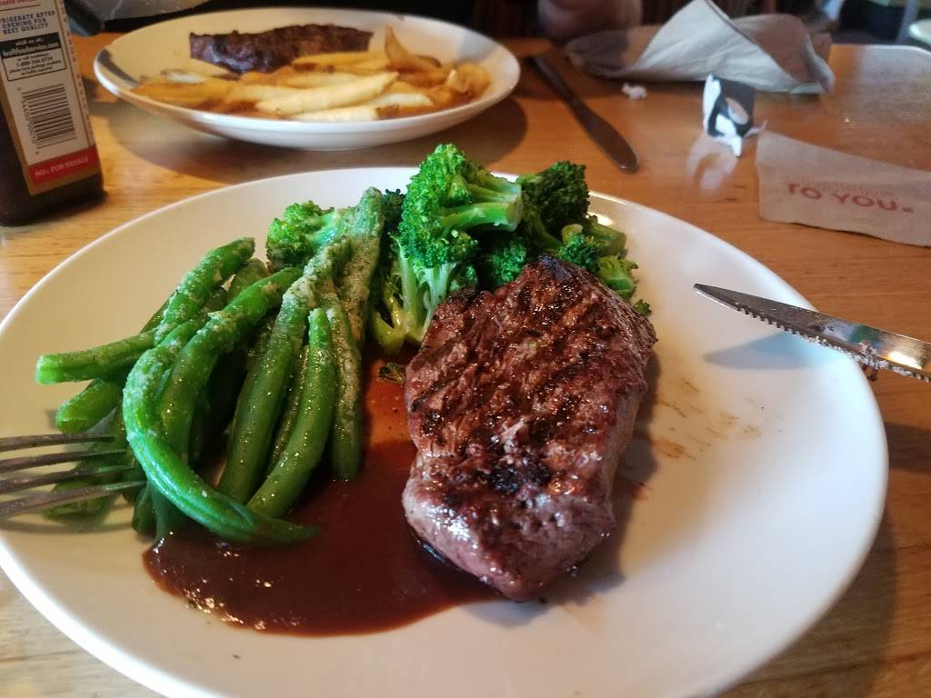 Applebees Grill + Bar | restaurant | 1045 US-1, Edison, NJ 08837, USA | 7325160040 OR +1 732-516-0040