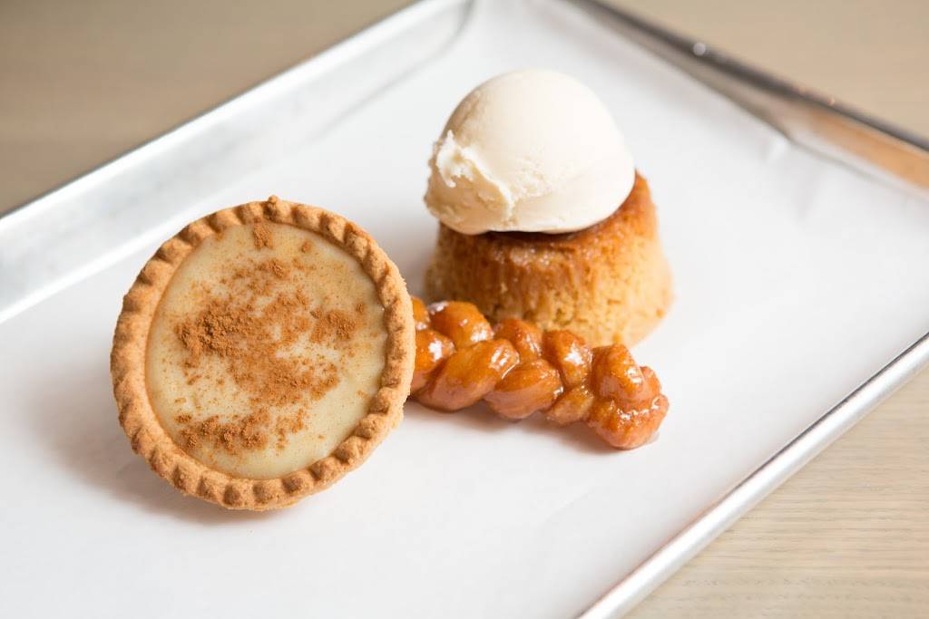 Baobab BBQ | restaurant | 2301 W Foster Ave, Chicago, IL 60625, USA | 8728888922 OR +1 872-888-8922