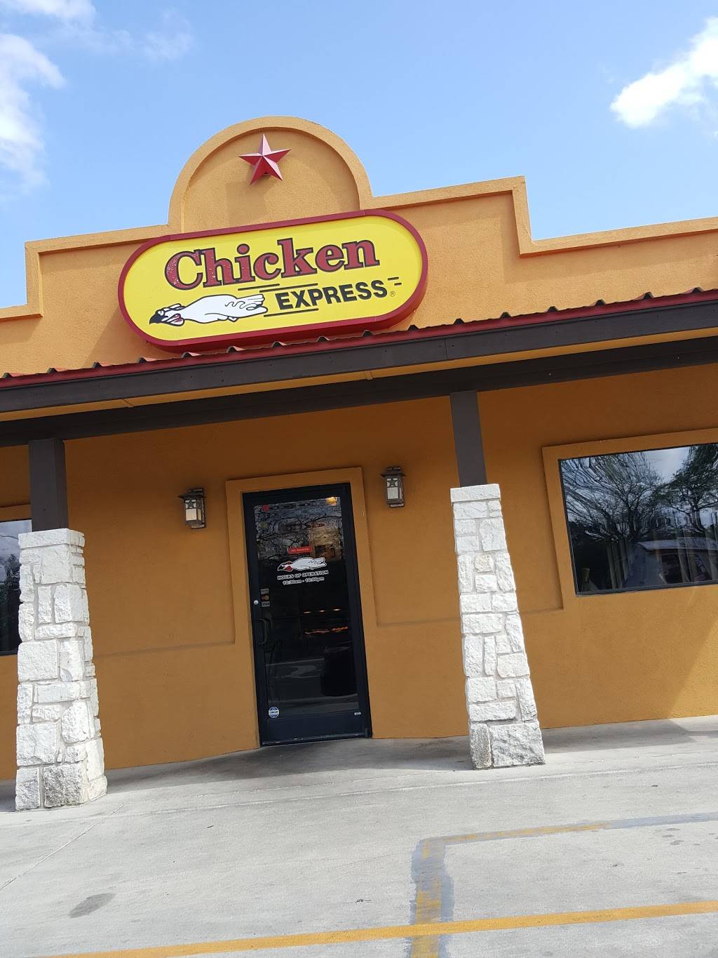 Chicken Express | restaurant | 734 S Colorado St, Lockhart, TX 78644, USA | 5126684661 OR +1 512-668-4661