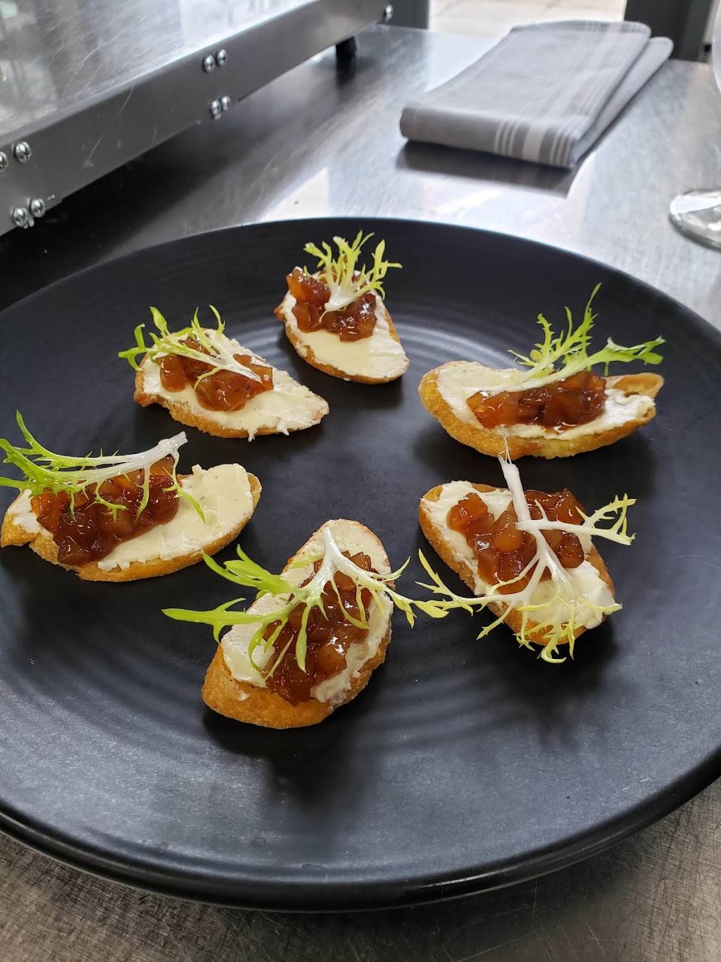 Brix 25 | restaurant | 3315 Harborview Dr, Gig Harbor, WA 98332, USA | 2538586626 OR +1 253-858-6626