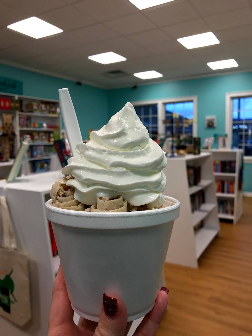 Sweet Cream ice cream | restaurant | 8898 Old Lee Hwy, Ooltewah, TN 37363, USA | 4234985838 OR +1 423-498-5838