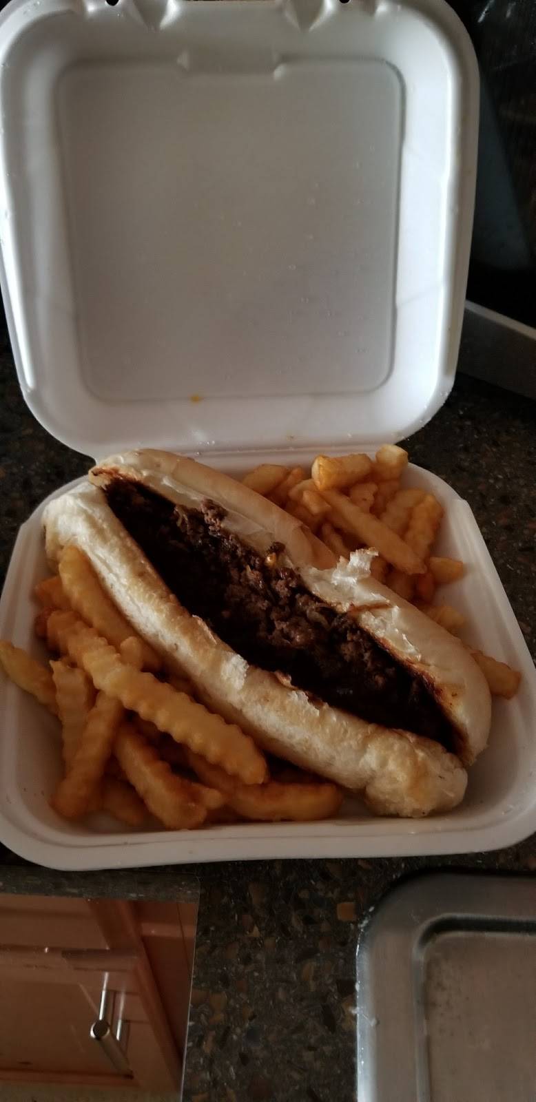 Chef Gregs Soul-N-The Wall | restaurant | 10009 Curtis St, Detroit, MI 48221, USA | 3138610331 OR +1 313-861-0331