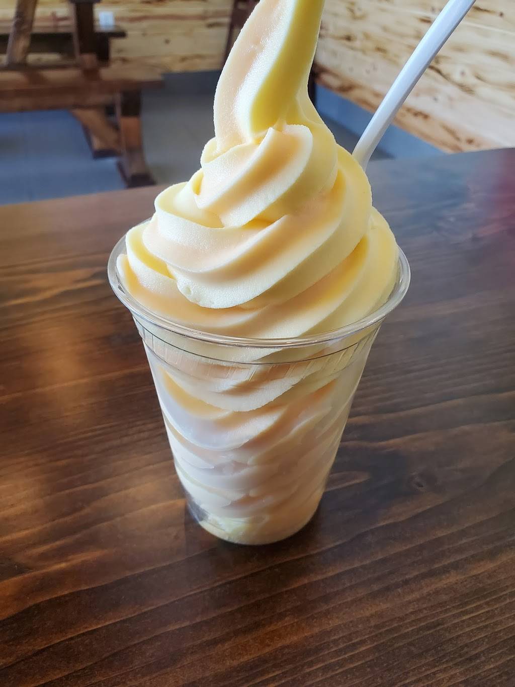 Island Fin Poke, windermere | restaurant | 4750 The Grove Dr, Windermere, FL 34786, USA | 4072177198 OR +1 407-217-7198