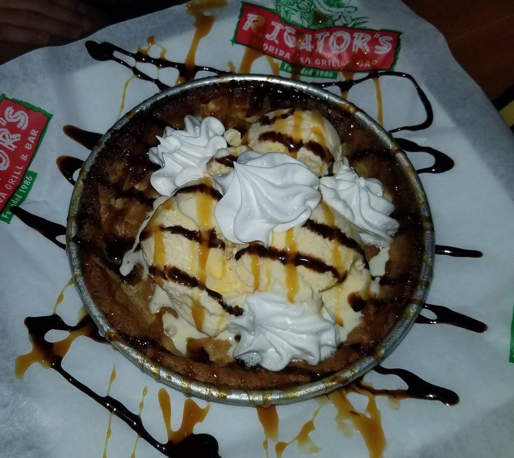 RJ Gators of Bradenton | restaurant | 6100 State Hwy 684 W, Bradenton, FL 34210, USA | 9417956633 OR +1 941-795-6633