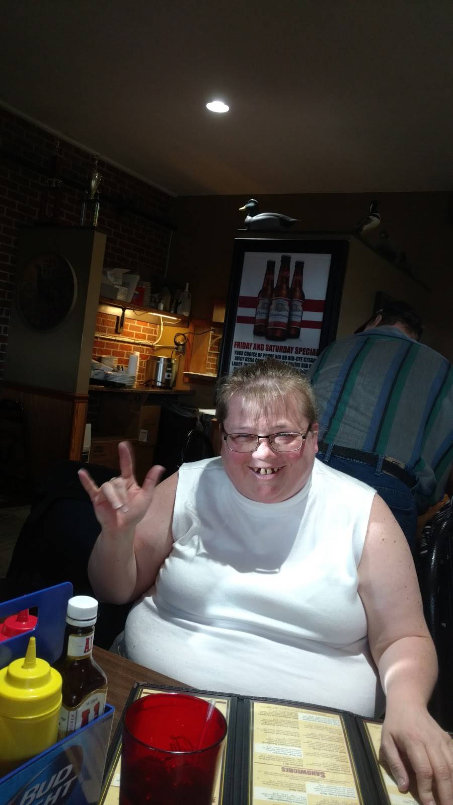 Outer Limits | restaurant | 28564 W Reichmuth Rd, Valley, NE 68064, USA | 4023598757 OR +1 402-359-8757