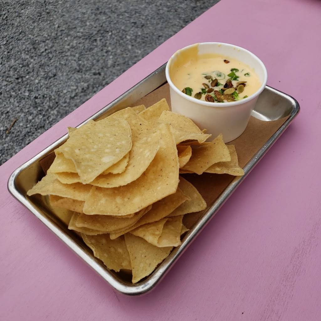 Barracuda | restaurant | 3984 Tchoupitoulas St, New Orleans, LA 70115, USA | 5042662961 OR +1 504-266-2961