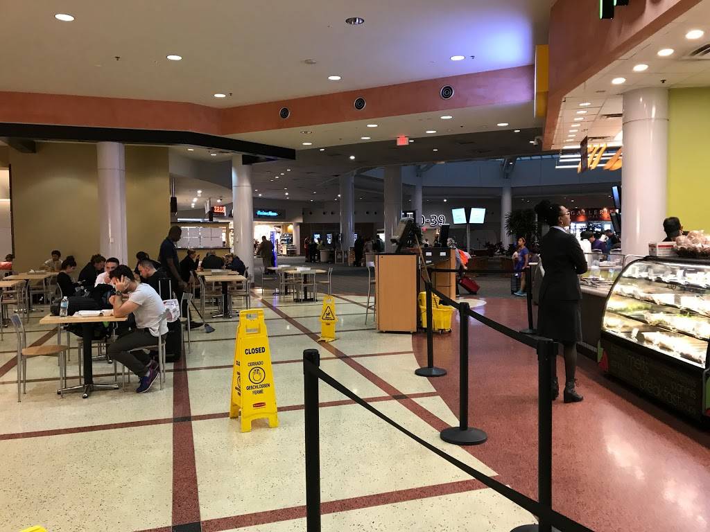 Wendys | restaurant | Orlando International Airport Airside 3, 9727C, Orlando, FL 32827, USA | 4078254128 OR +1 407-825-4128