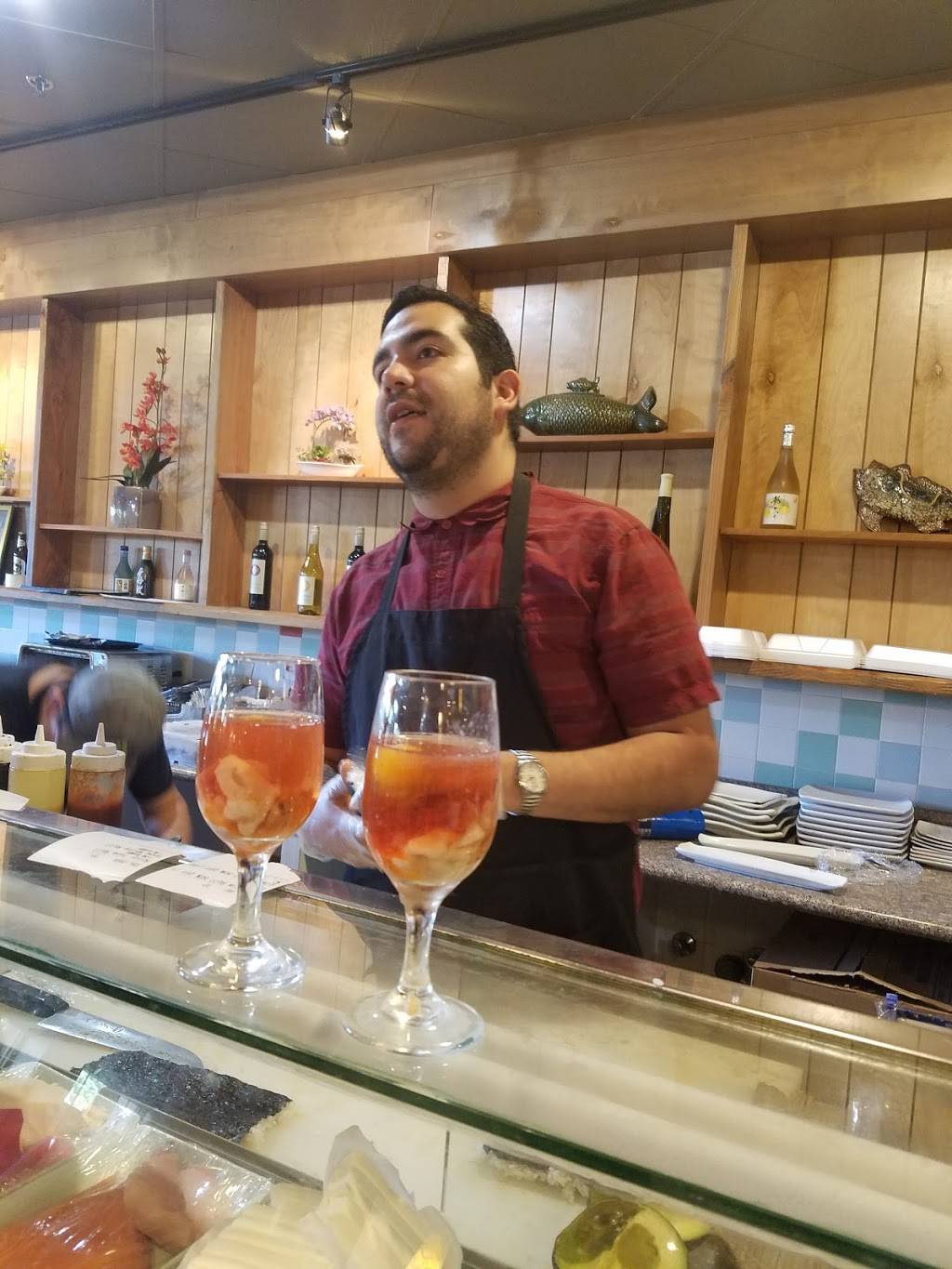 Umi Sushi | restaurant | 1300 Sylvan Ave, Modesto, CA 95355, USA | 2096220806 OR +1 209-622-0806