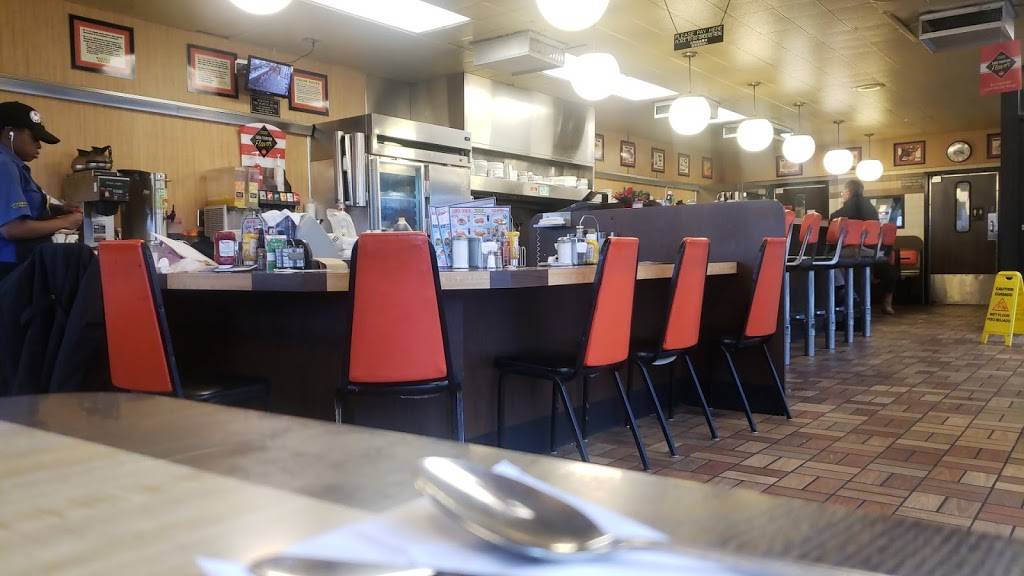 Waffle House | meal takeaway | 1000 South GA-155 S, McDonough, GA 30253, USA | 7709148595 OR +1 770-914-8595