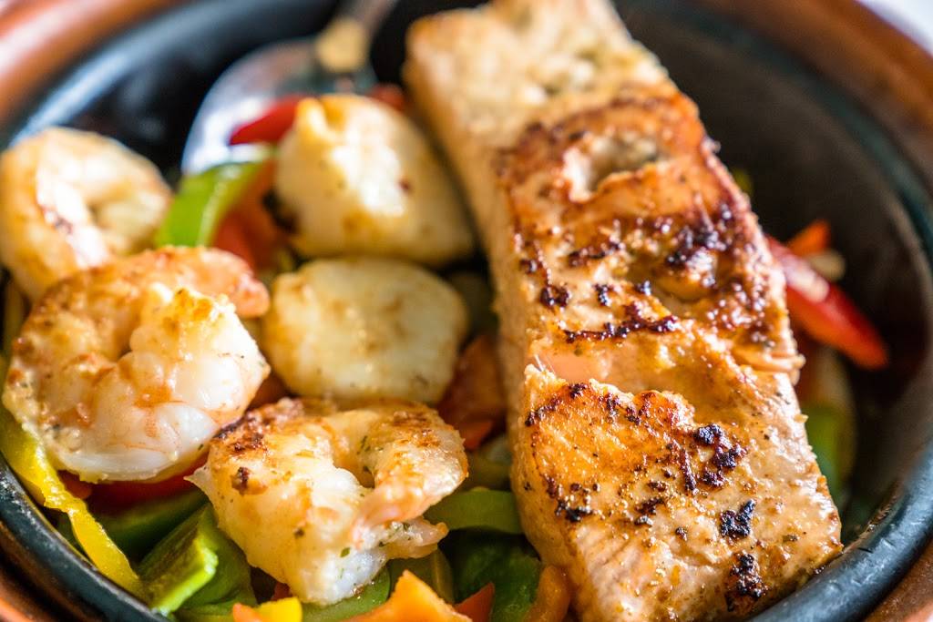 Casablanca | restaurant | 220 Lincoln Blvd, Venice, CA 90291, USA | 3103925751 OR +1 310-392-5751